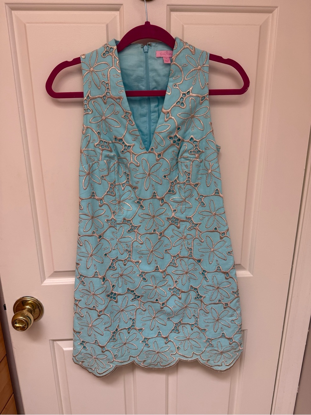 Lilly Pulitzer Light Blue & Gold Metallic Floral Eyelet Shift Dress - Size 4